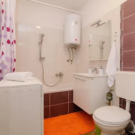 Daire Apartman Mirela