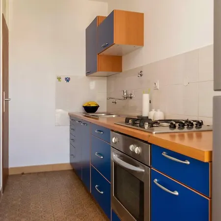 Daire Apartman Mirela