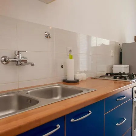 Apartman Mirela *